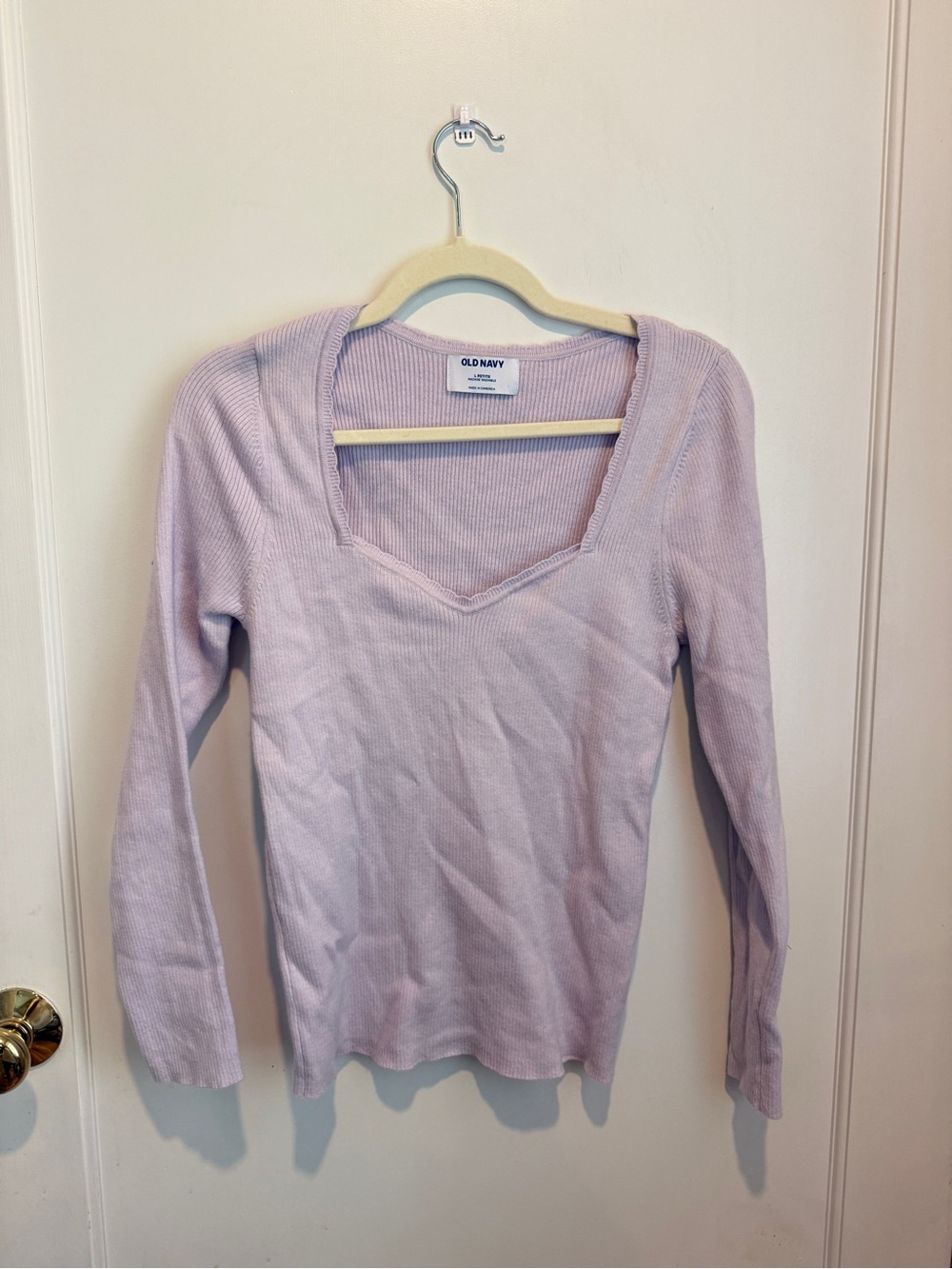 Old Navy Lavender Long Sleeve Ribbed V-Neck Top